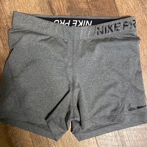 Nike Pro